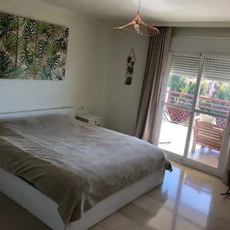 Calle Maestro Solano Apartment *